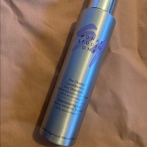 Monat dry shampoo